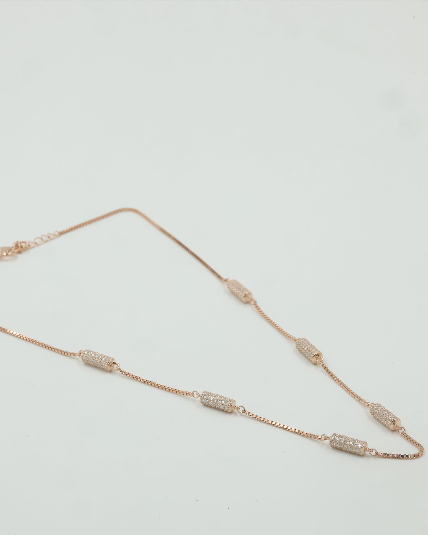 rose glow necklace