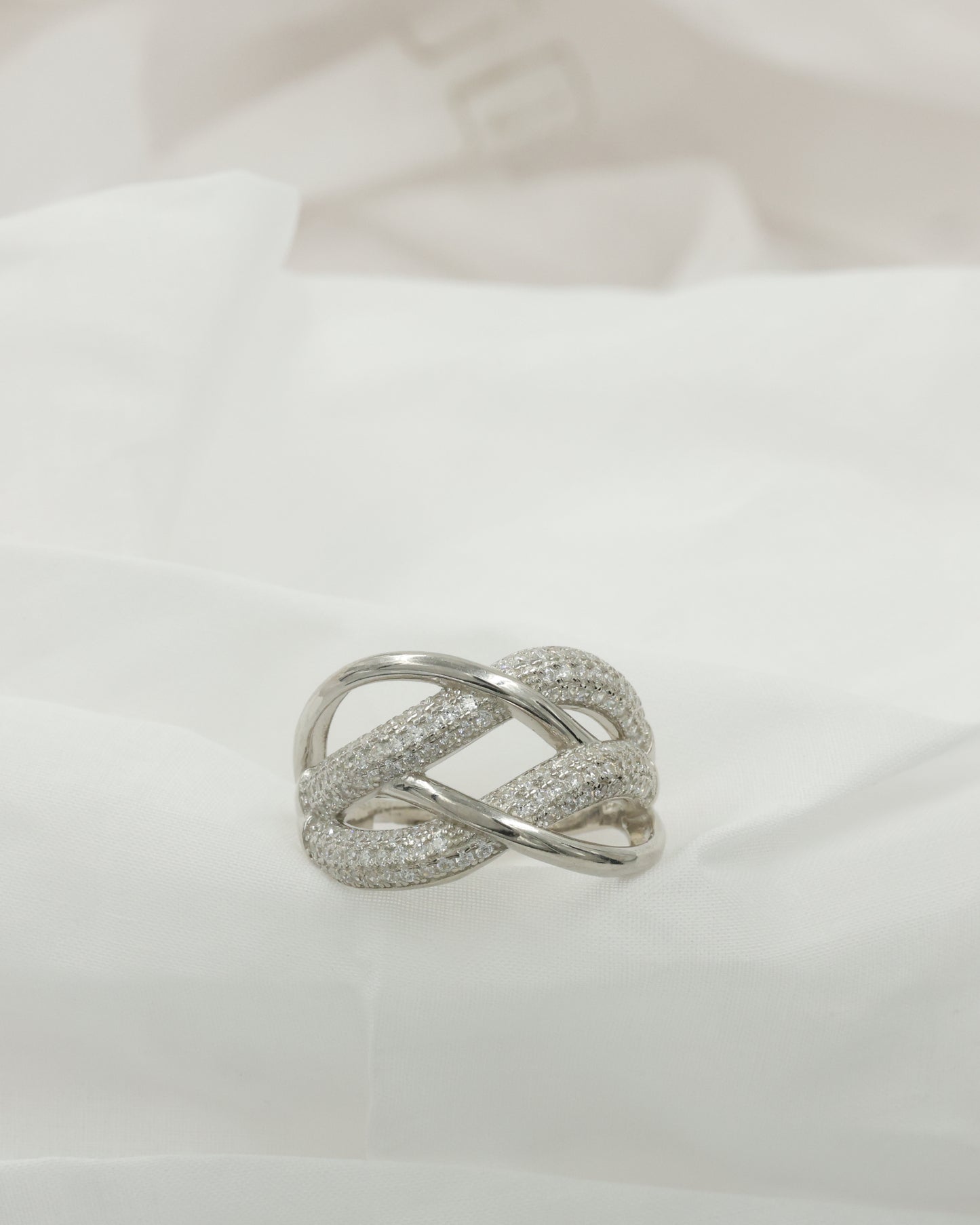 Criss Cross Ring