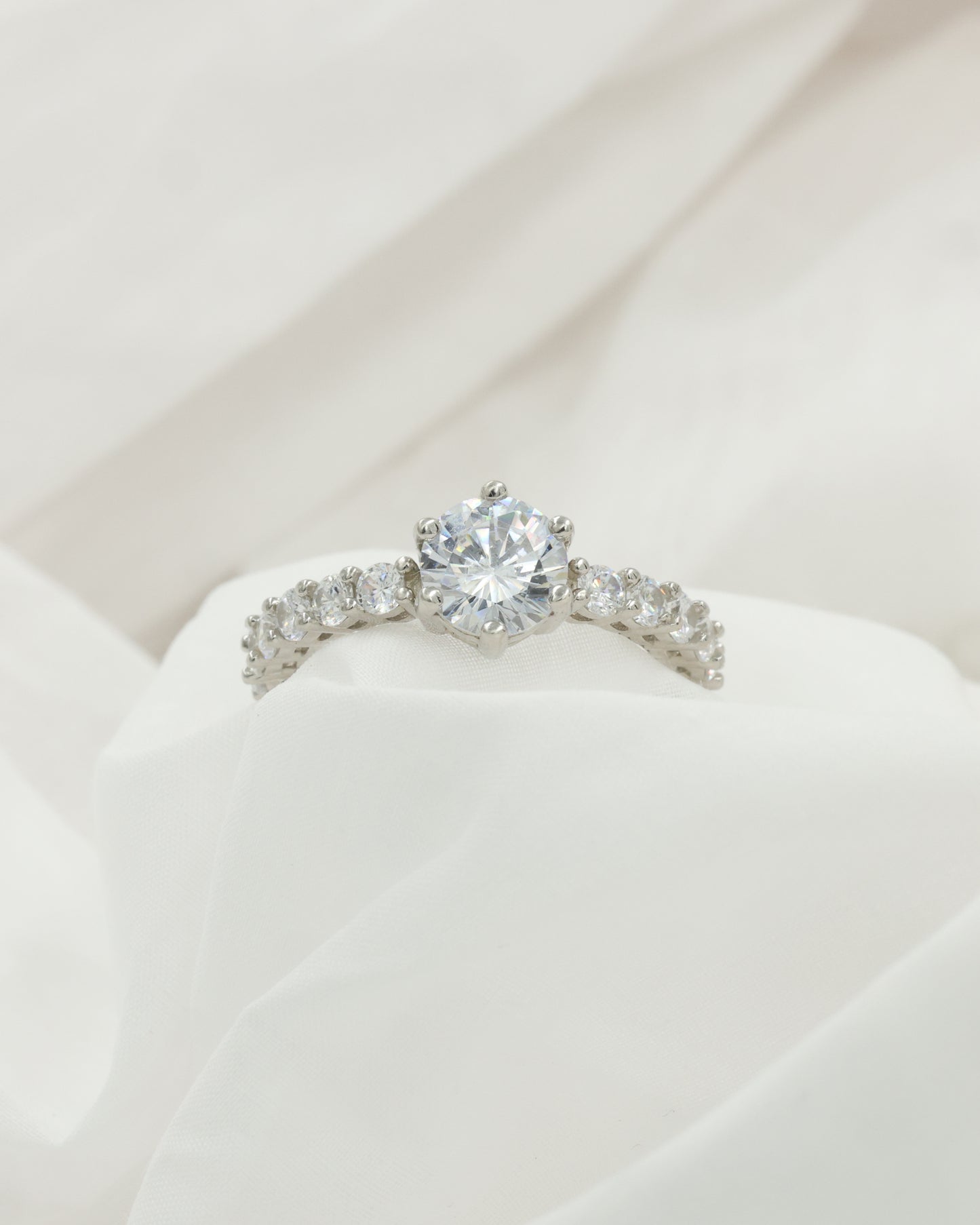 Solataire Silver Ring