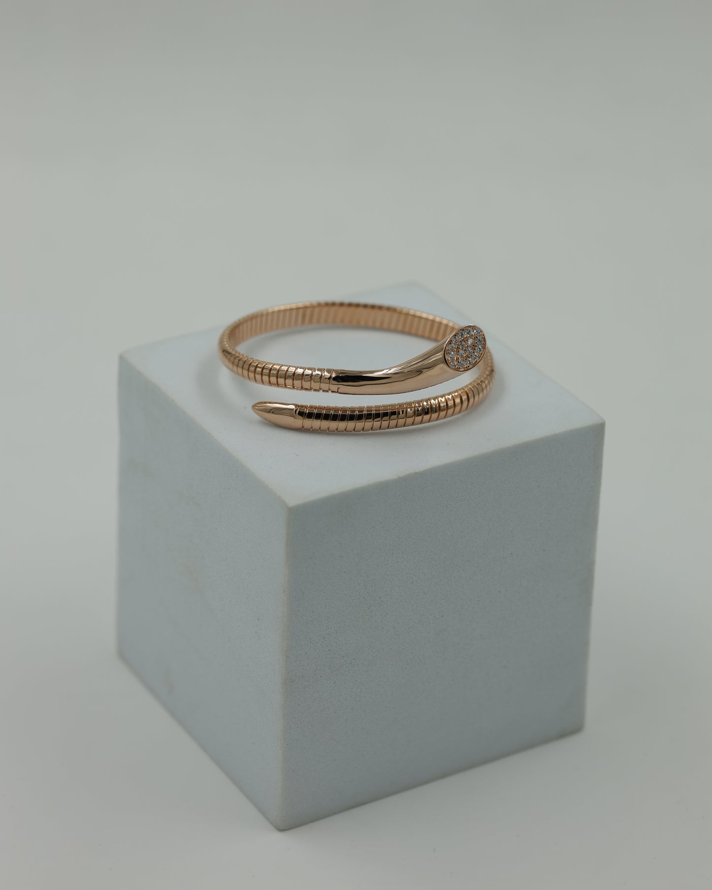 Rose serpent bracelet
