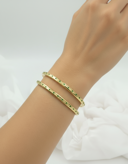 Emerald line bangle