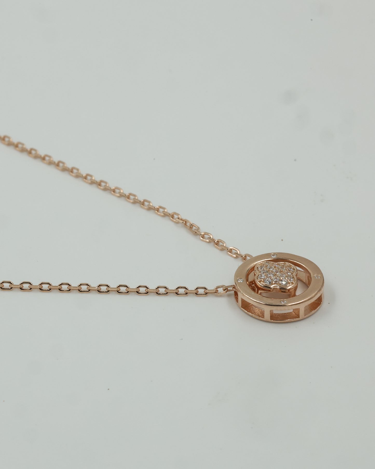 eternal bloom necklace