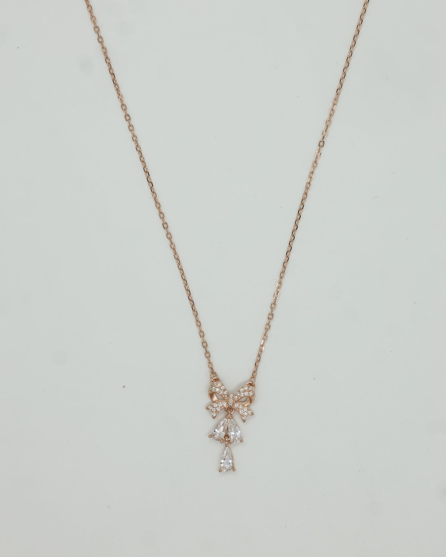 Bow Knot pendant Necklace