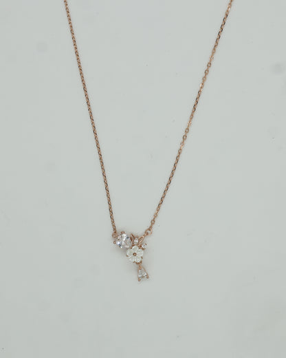meadow bloom necklace