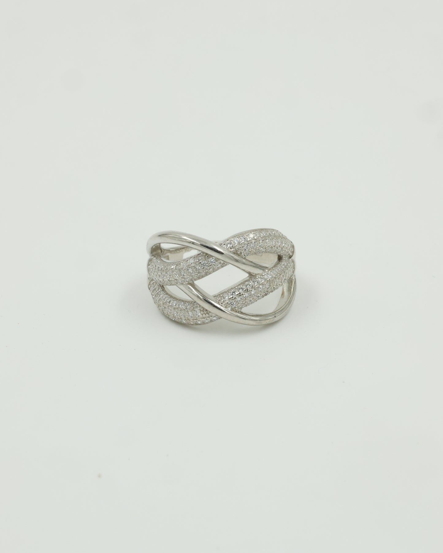 Criss Cross Ring