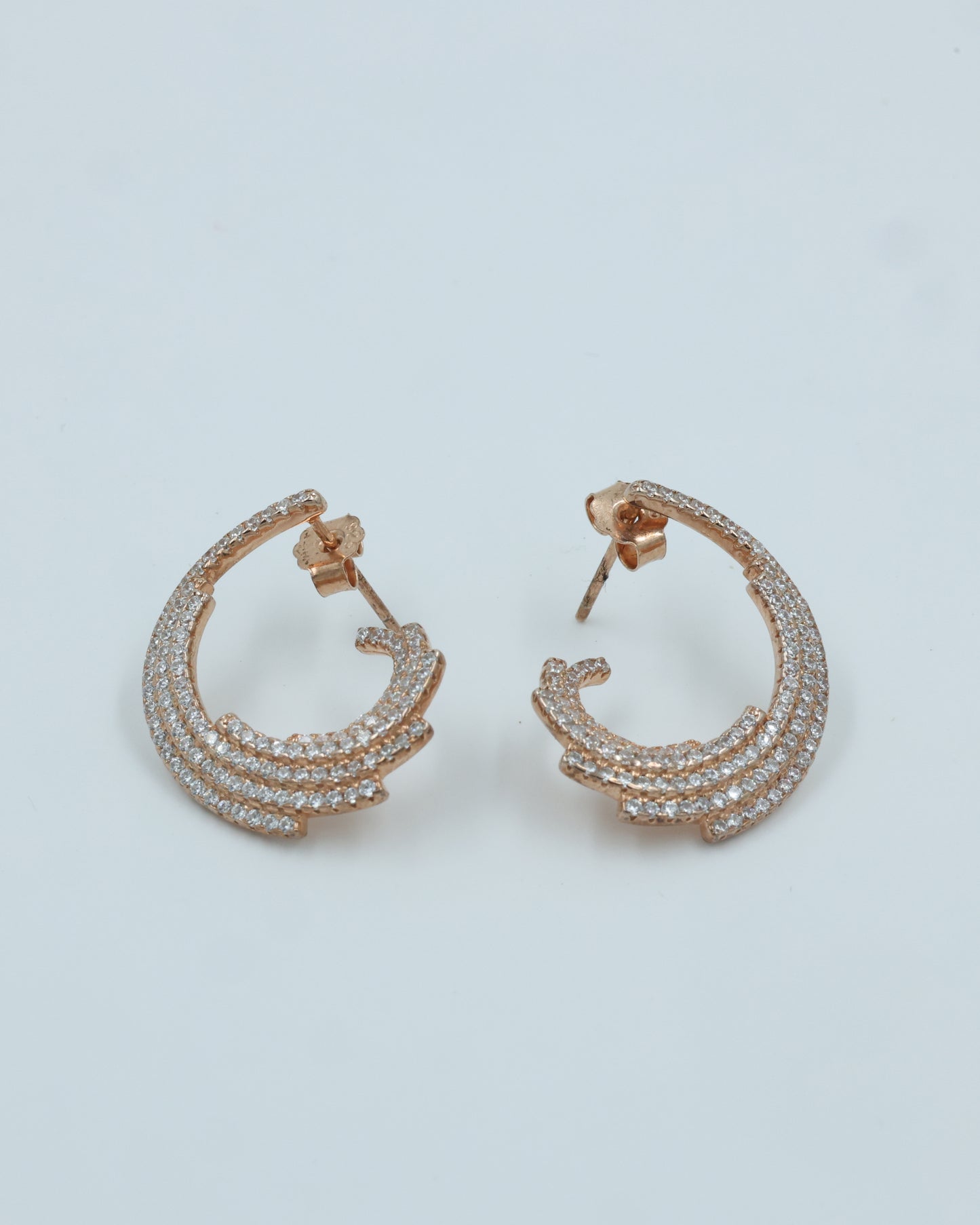 Curved open hoop Earrings
